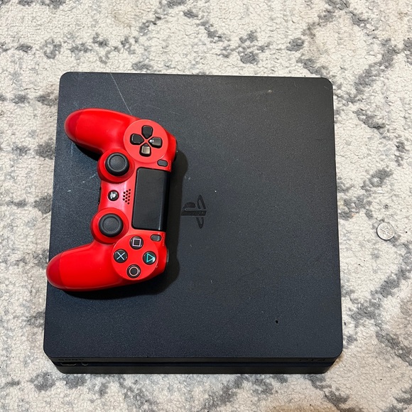 COPY - Playstation 4 slim with red controller ps4